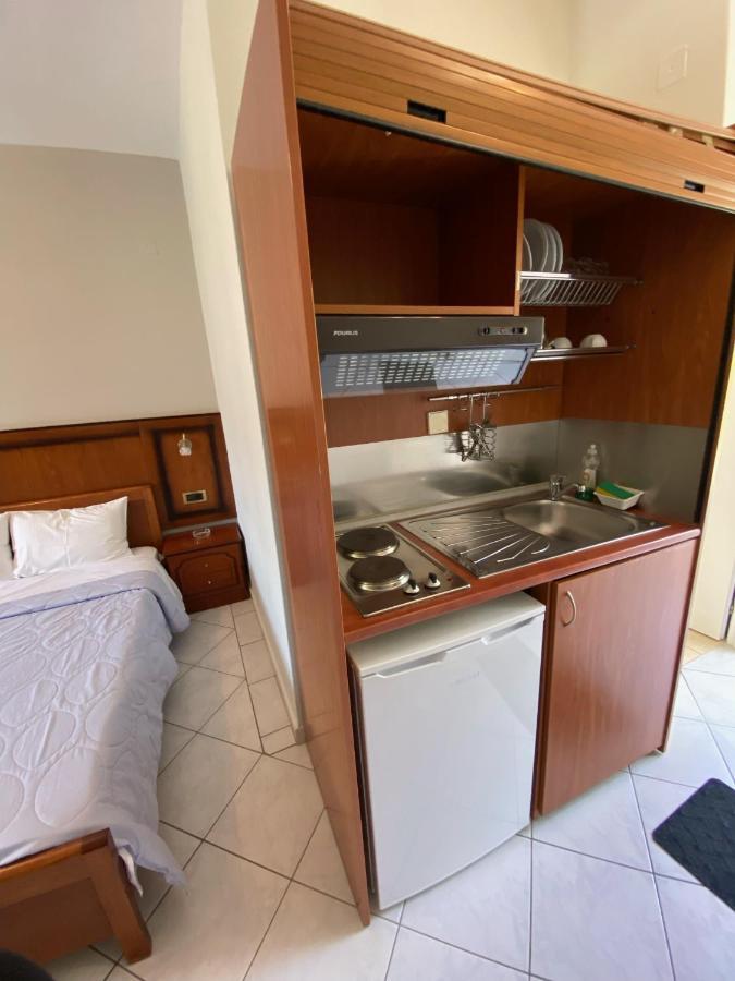 Paradosi Rooms Igoumenitsa Exterior photo