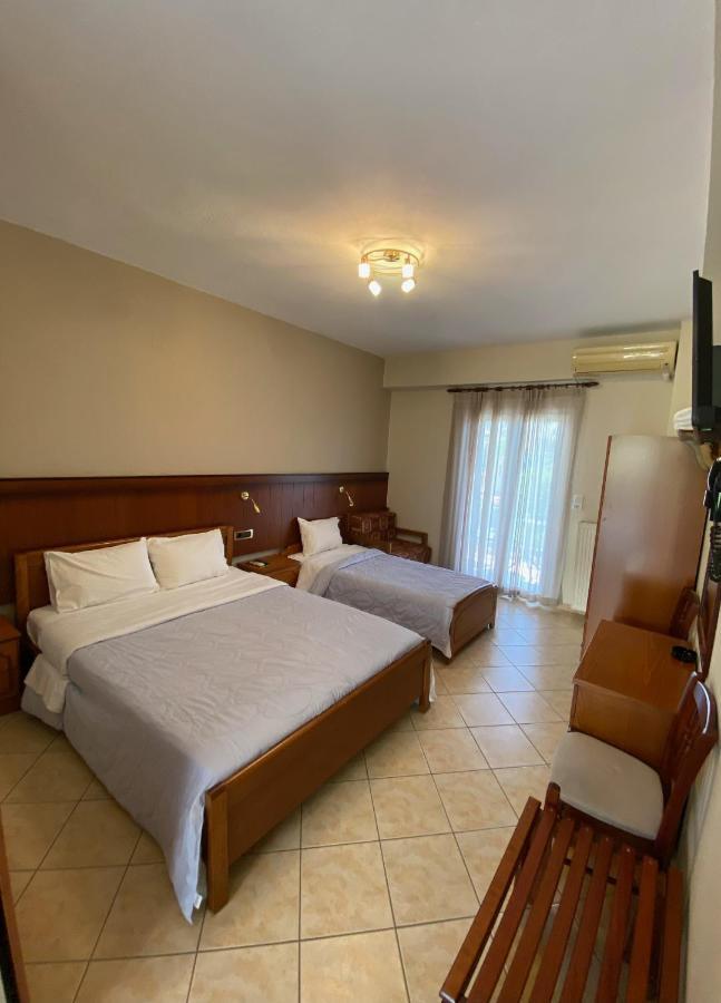 Paradosi Rooms Igoumenitsa Exterior photo