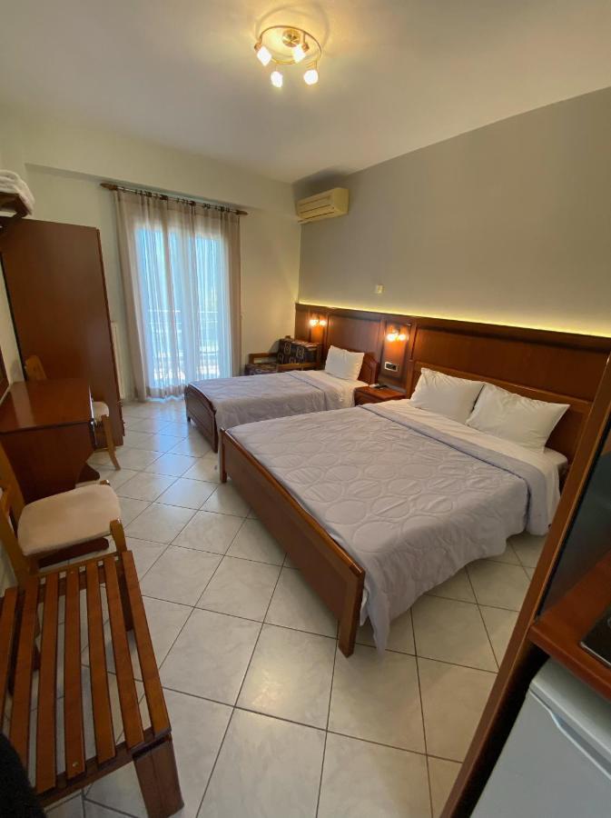 Paradosi Rooms Igoumenitsa Exterior photo