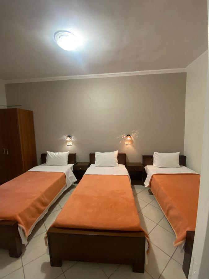 Paradosi Rooms Igoumenitsa Exterior photo