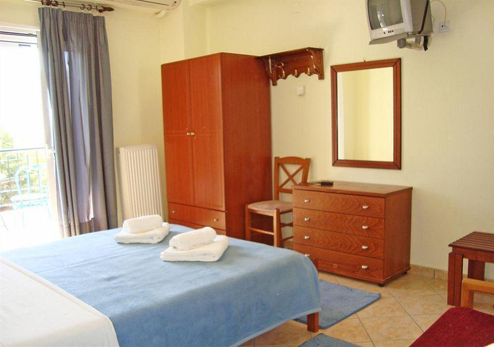 Paradosi Rooms Igoumenitsa Exterior photo